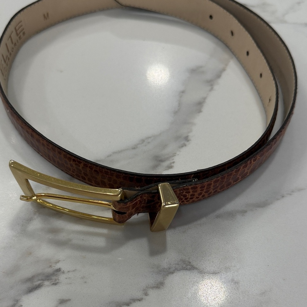 Tan Brown LeatherWomen's Belt. Size M - Picture 5 of 6